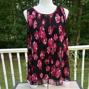 Halogen Sleeveless Pleated Georgette blouse